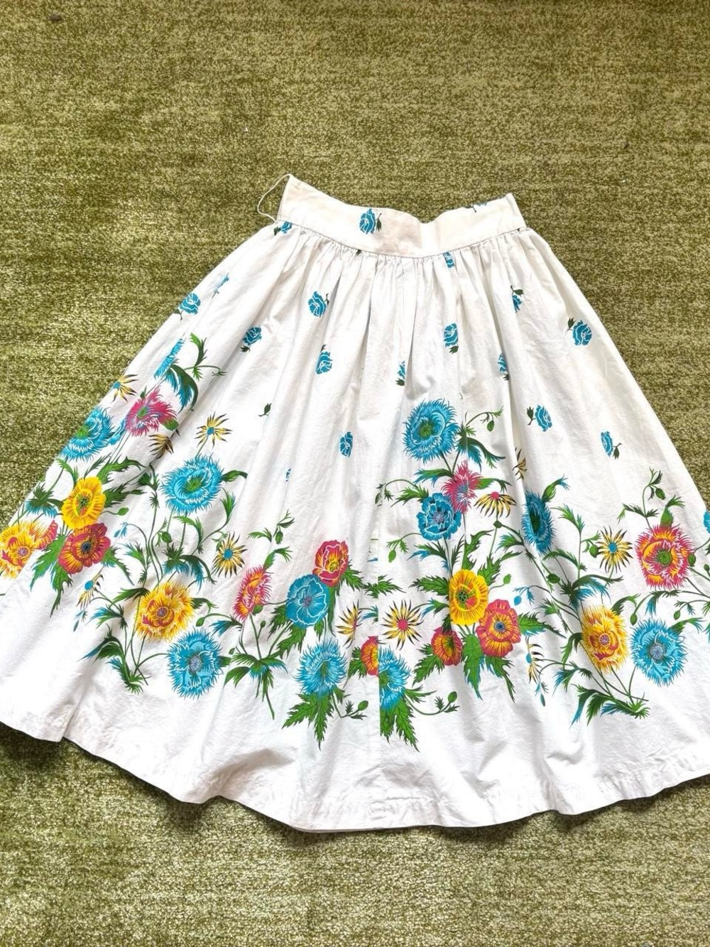 80’s vintage Tattoo of California white floral midi skirt